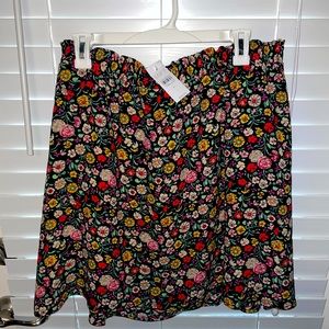 LOFT Floral Skirt with pockets!